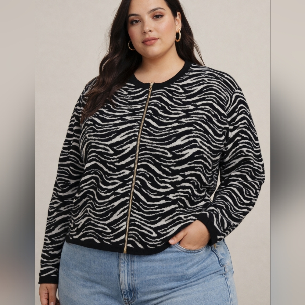 Vintage Nu Vogue Women's Zebra Print Sweater Jacket - Black and White